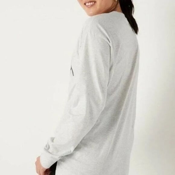 Victoria’s Secret Pink Originals bling sequins campus tee shirt long sleeve Gray - Picture 8 of 8